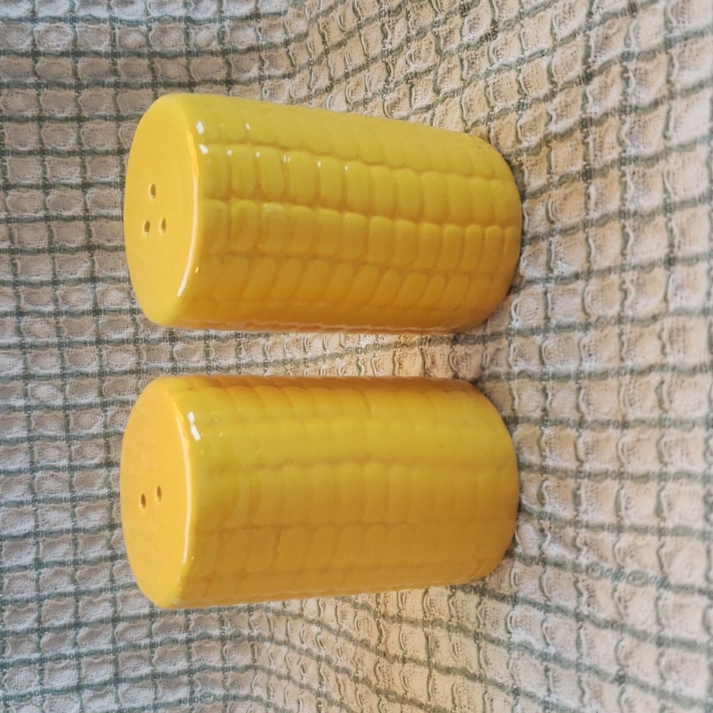 Vintage Corn Salt & Pepper Shakers